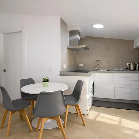 Apartment Center R2